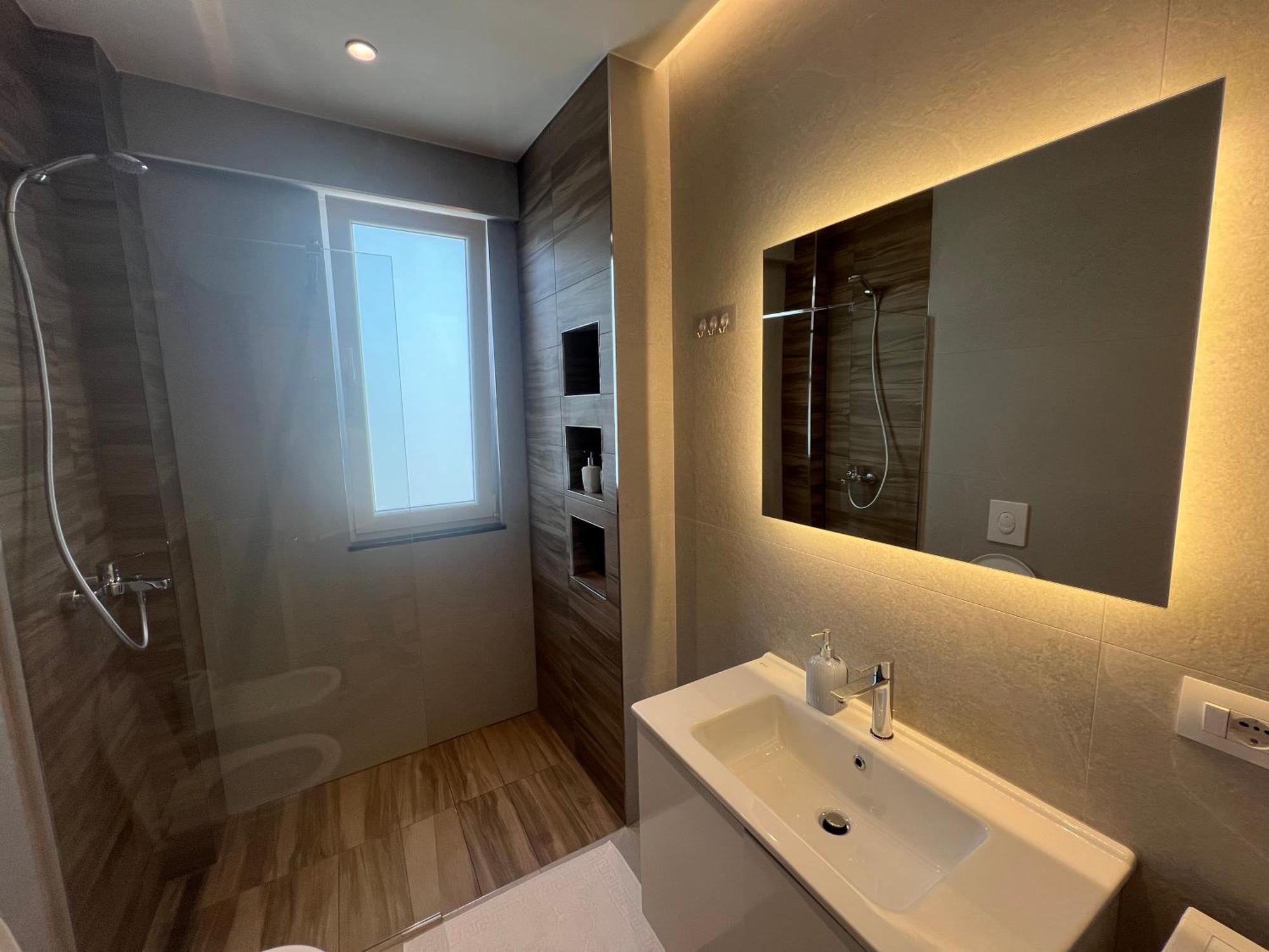 City Center Suite Tirana Esterno foto